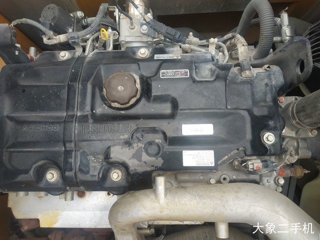 三一重工 SY215C-10 挖掘机