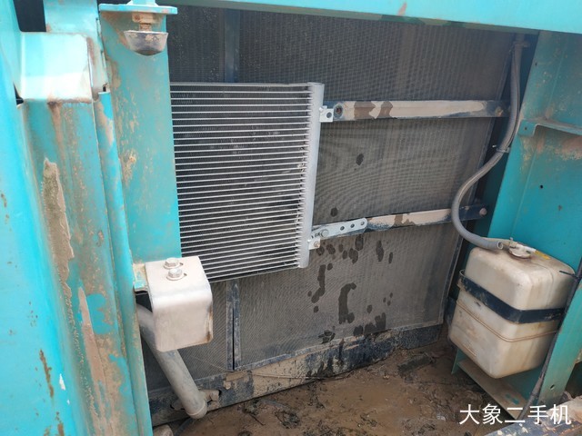 神钢 SK350LC-8 挖掘机