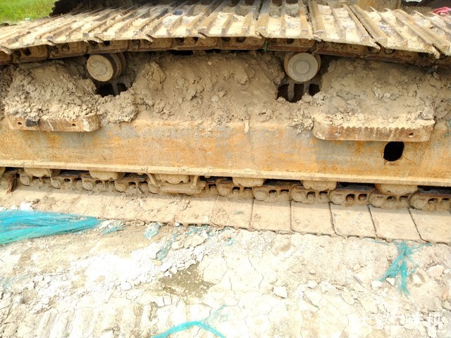 小松 PC220-8M0 挖掘机