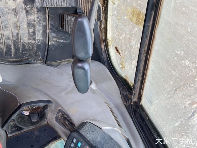 神钢 SK350LC-8 挖掘机