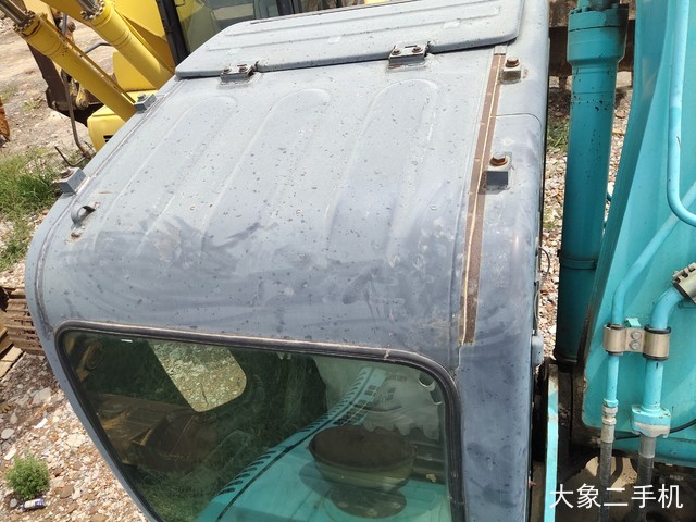 神钢 SK250-8 挖掘机