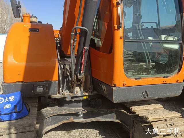 斗山 DX75-9C 挖掘机