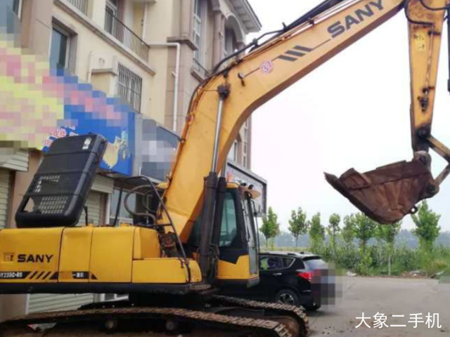 三一重工 SY215C-8S 挖掘机