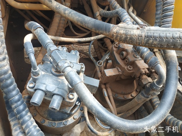 沃得重工 W2425LC-8 挖掘机