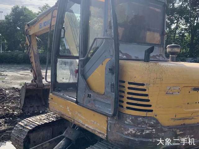 徐工 XE60CA 挖掘机