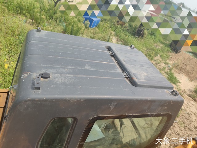 现代 R225LC-7 挖掘机