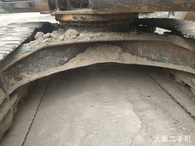 三一重工 SY215C-9 挖掘机