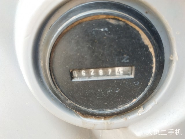 神钢 SK200-8 挖掘机