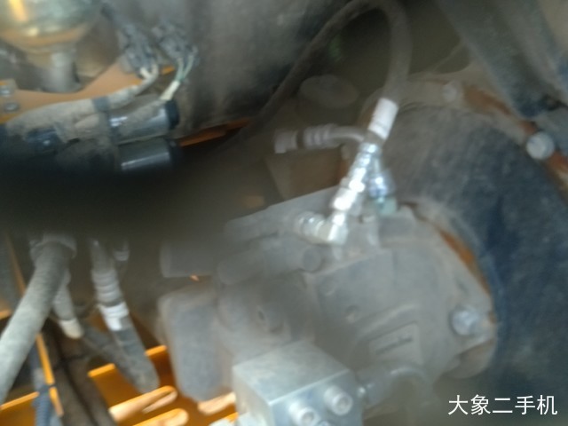 龙工 LG6060 挖掘机