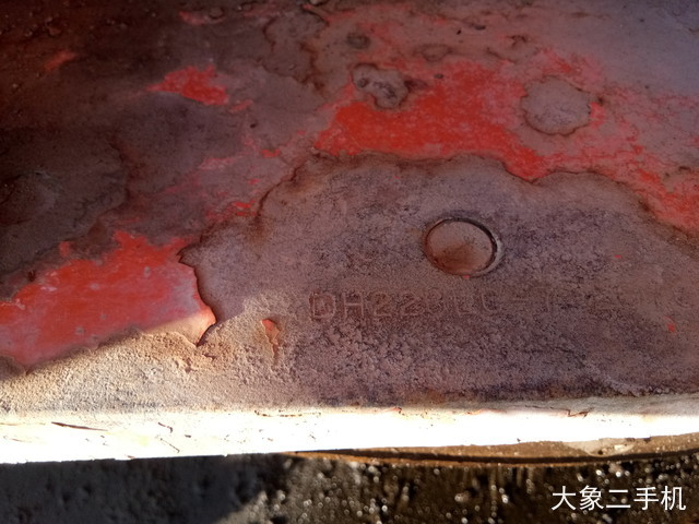 斗山 DH220LC-7 挖掘机