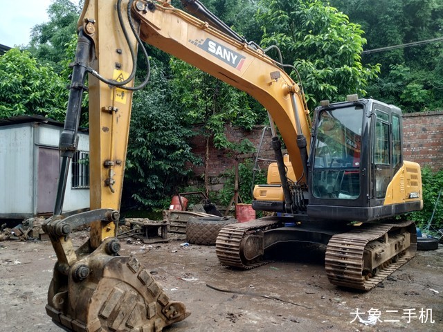 三一重工 SY135C 挖掘机