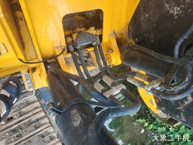 杰西博 JS210LC 挖掘机