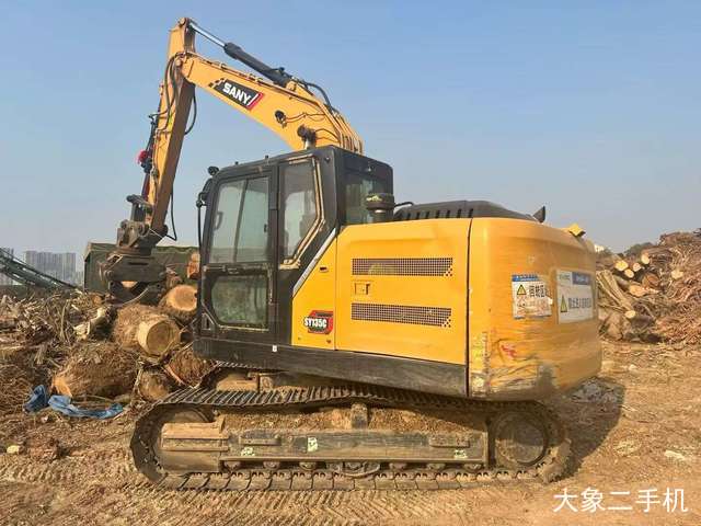 三一重工 SY135C 挖掘机