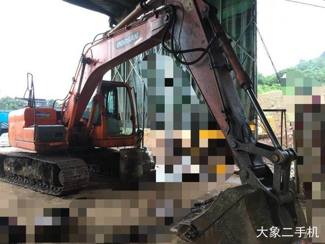 斗山 DX150LC 挖掘机