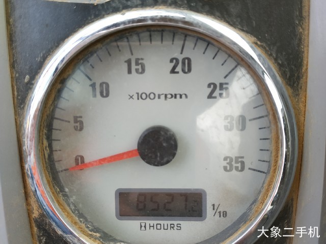 现代 R60-7 挖掘机