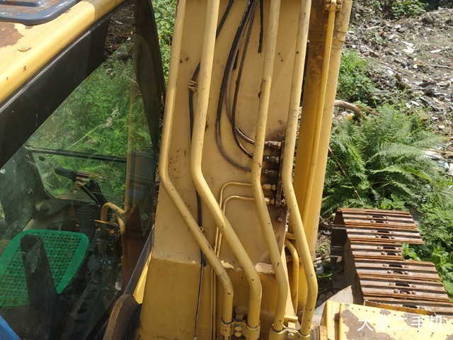 小松 PC220-8 挖掘机