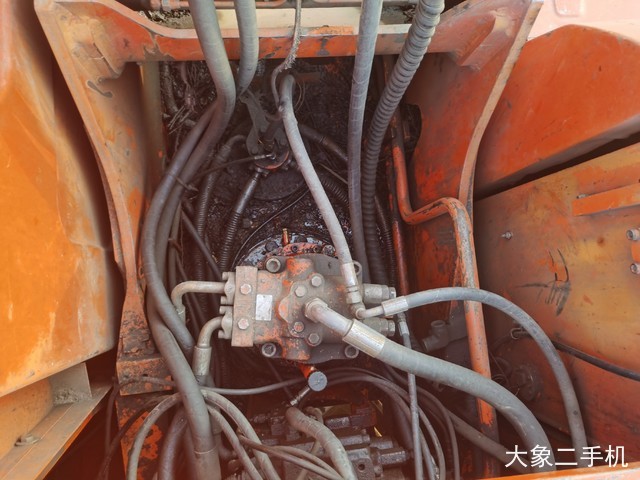 斗山 DH220-7 挖掘机