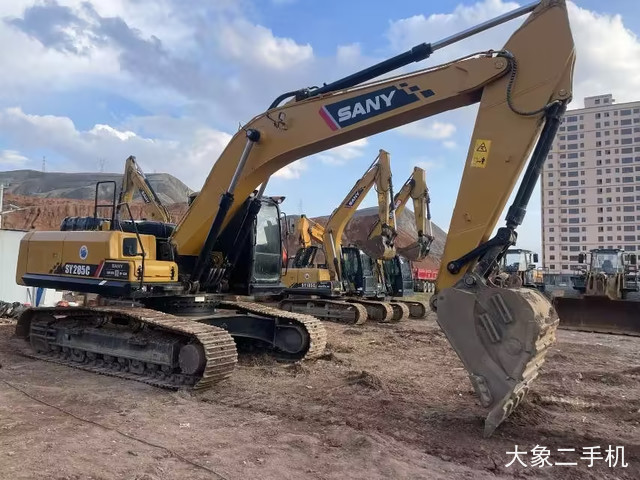 三一重工 SY245H 挖掘机
