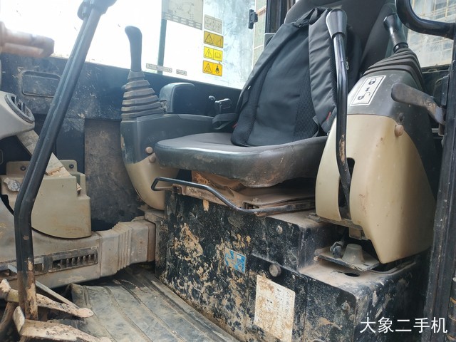 卡特彼勒 305.5E液压 挖掘机