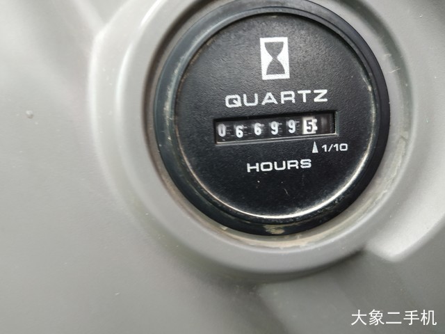 神钢 SK260LC-8 挖掘机