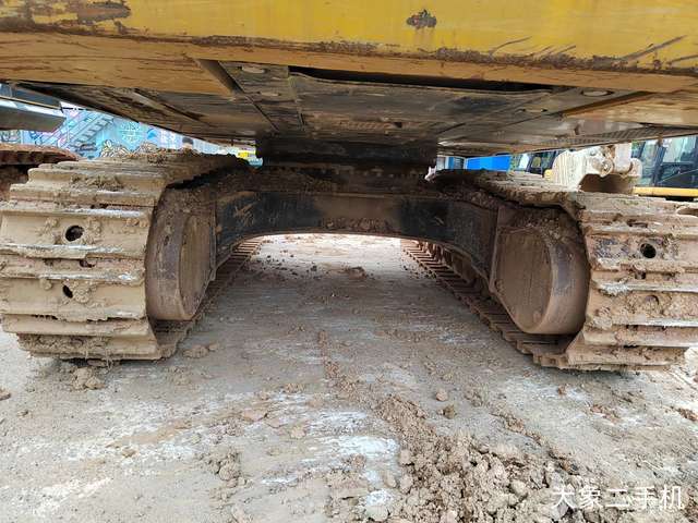 三一重工 SY375H 挖掘机