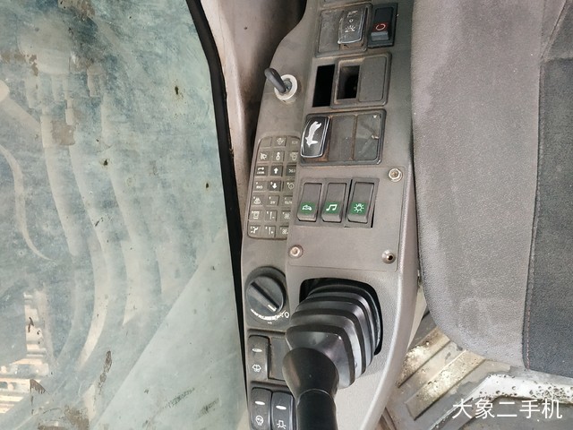 沃尔沃 EC480DL 挖掘机