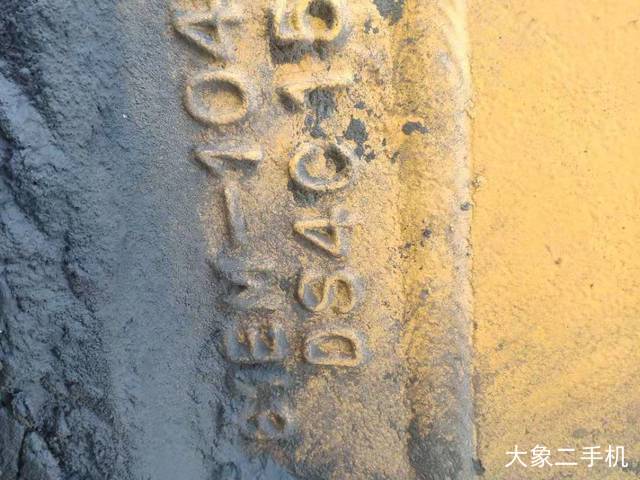 现代 R210W-5 挖掘机