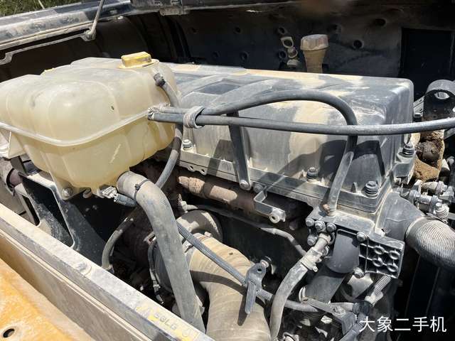 山东临工 E6360F 挖掘机