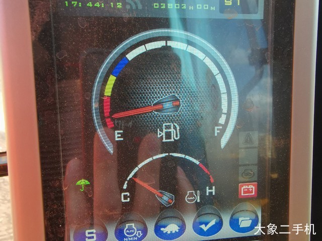 三一重工 SY135C-9 挖掘机