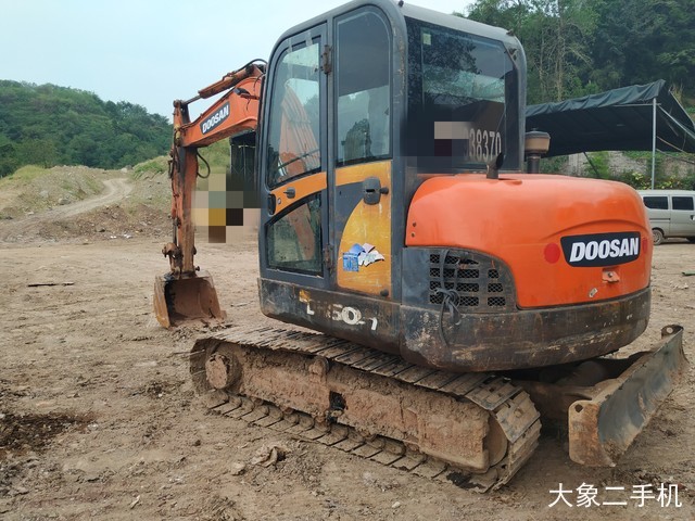 斗山 DH60-7 挖掘机