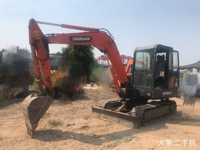 斗山 DH55-V 挖掘机