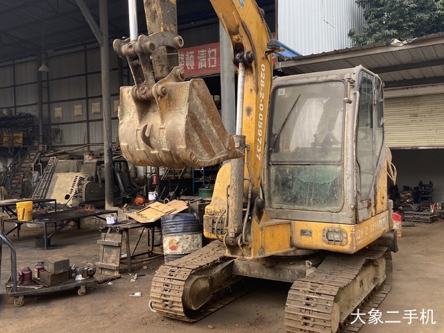徐工 XE60 挖掘机