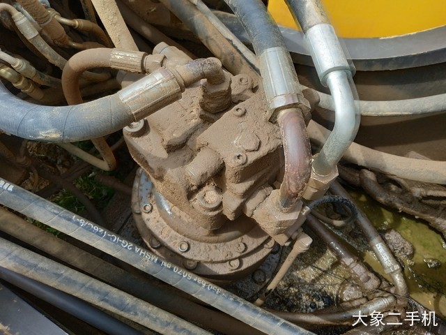 沃尔沃 EC210B 挖掘机