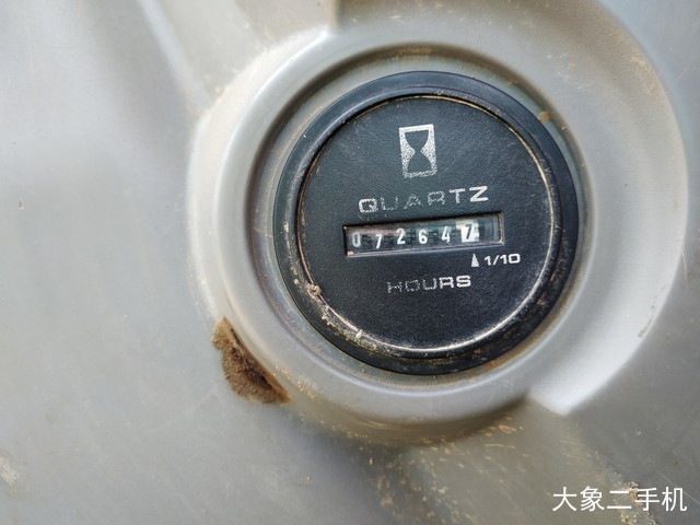 神钢 SK270D-8 挖掘机