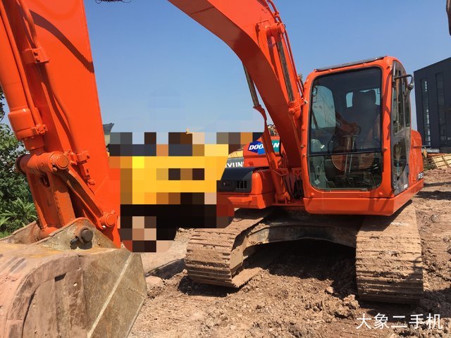 斗山 DX150LC 挖掘机