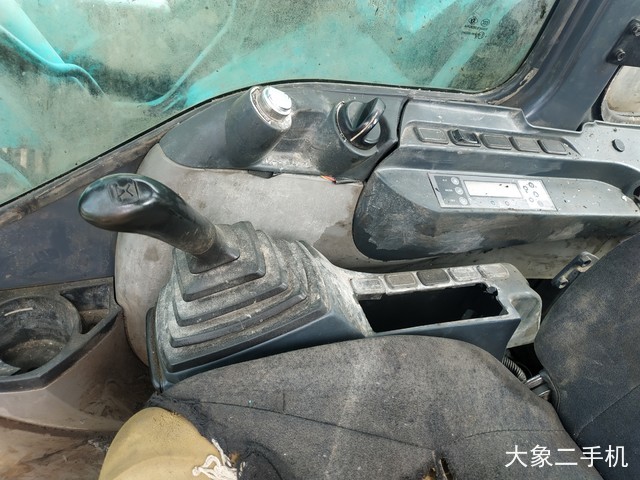 神钢 SK460-8 挖掘机