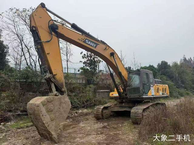 三一重工 SY305C-9 挖掘机