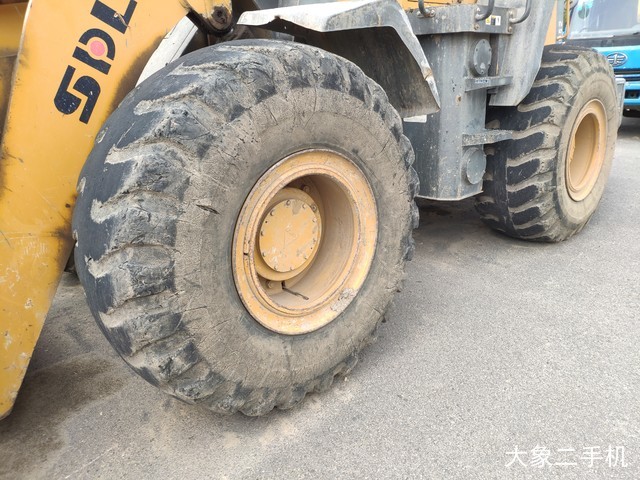 山东临工 LG952 装载机