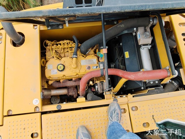 卡特彼勒 313D2GC小型液压 挖掘机