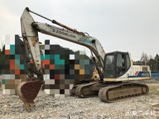 中联重科 ZE230E 挖掘机