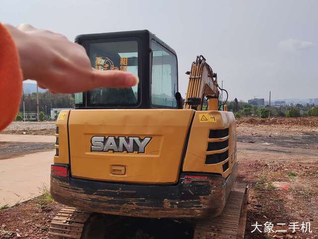 三一重工 SY55C 挖掘机