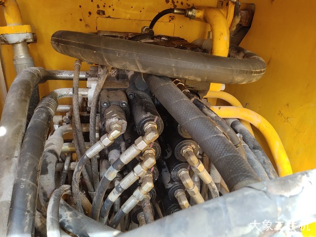 杰西博 JS240LC 挖掘机