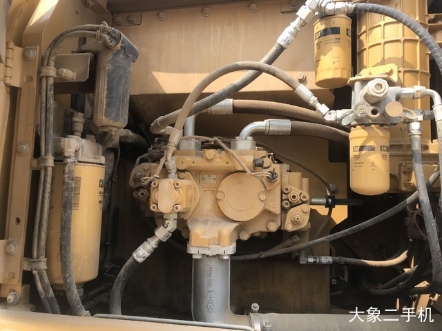 卡特彼勒 320D2液压 挖掘机