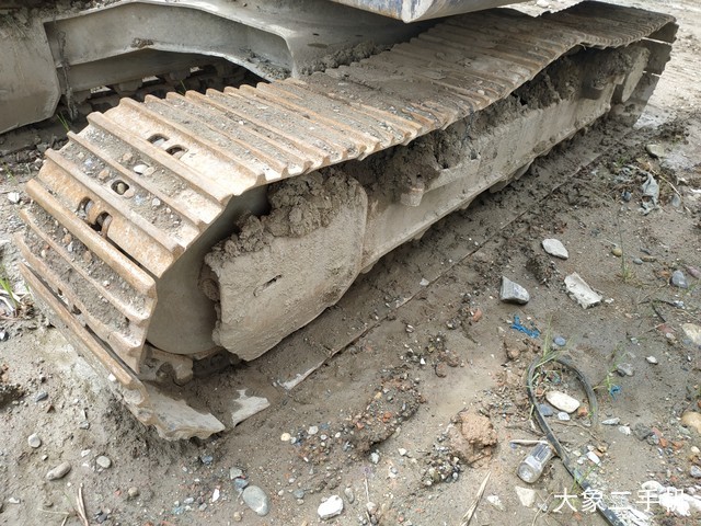 徐工 XE135D 挖掘机