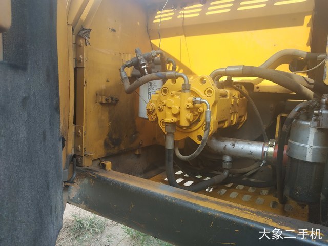 厦工 XG822LC 挖掘机