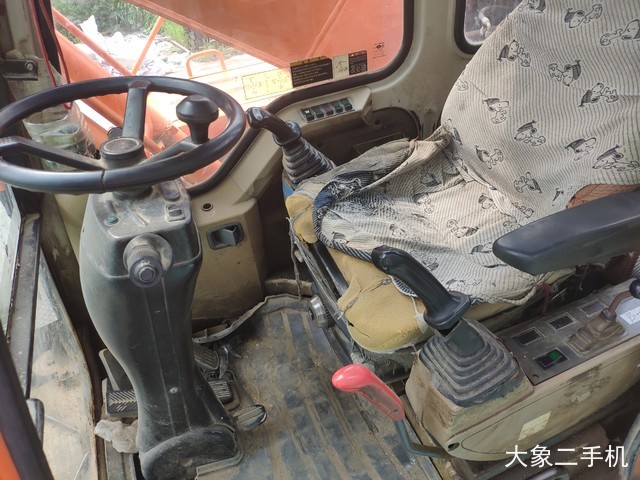 斗山 DH210W-7 挖掘机