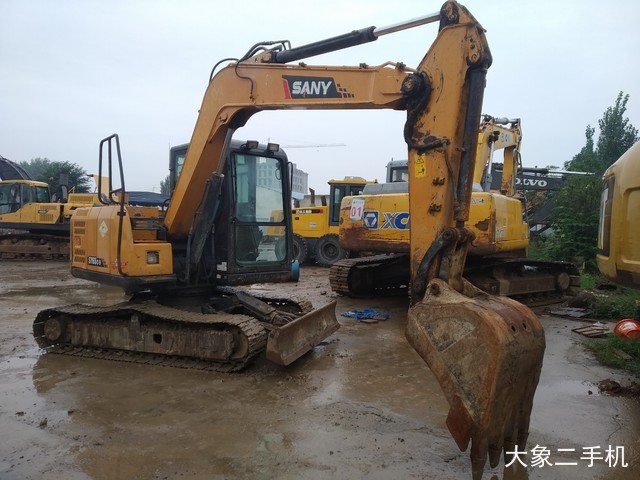 三一重工 SY65C 挖掘机