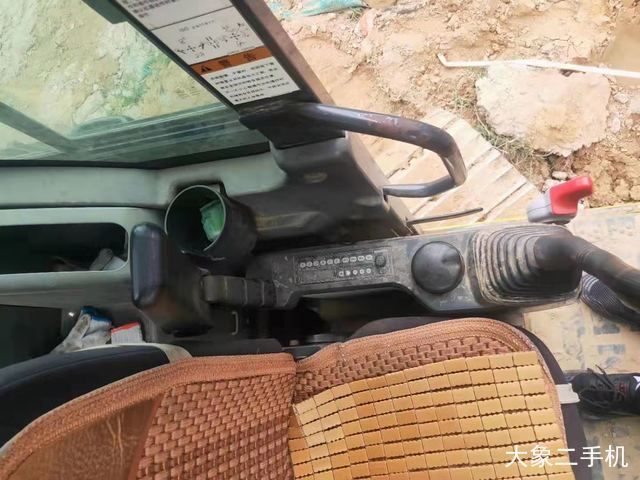 小松 PC70-8 挖掘机