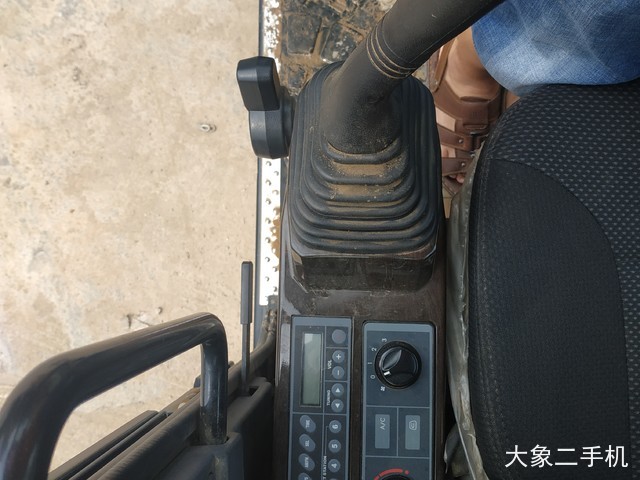 三一重工 SY60C-10 挖掘机