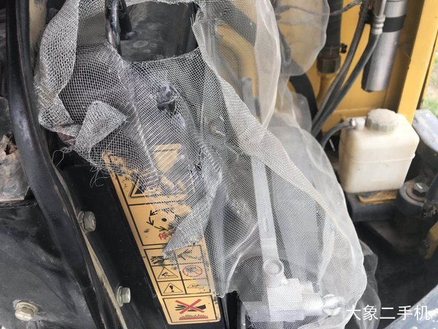 现代 R80-7 挖掘机